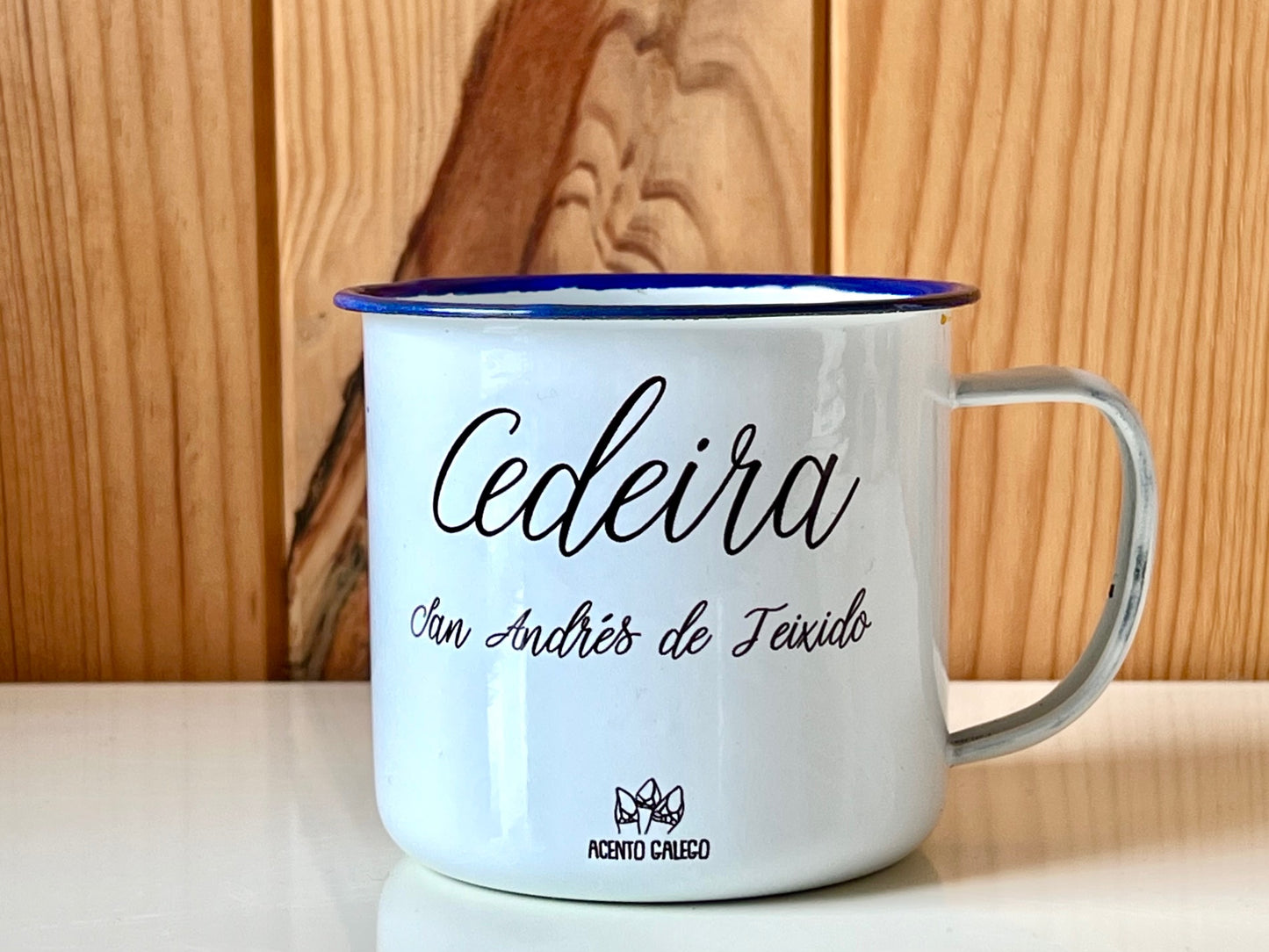 Taza esmaltada San Andresiño- Amuleto do Alimento (Sardiña)