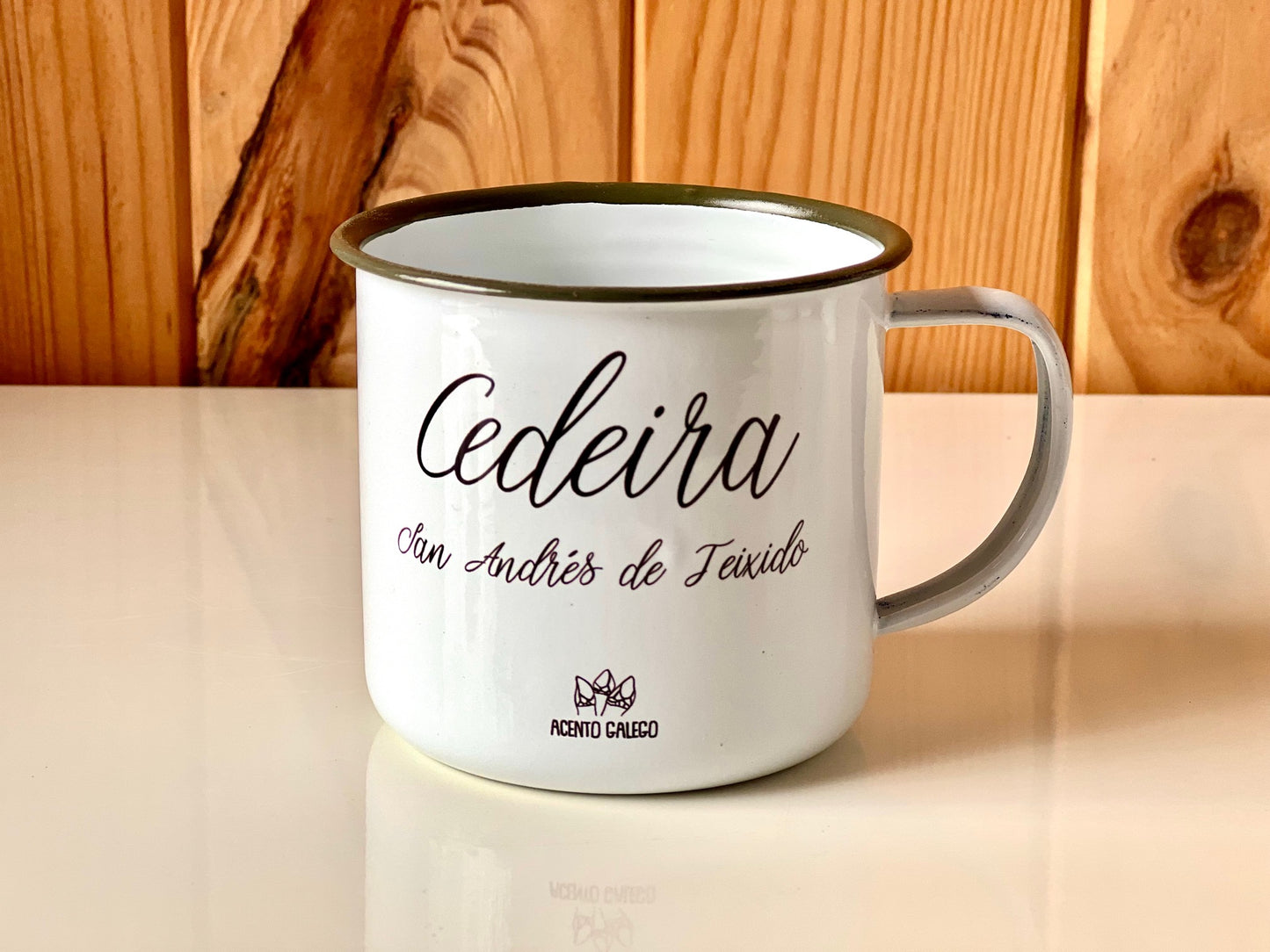 Taza esmaltada San Andresiño- Amuleto do Amor (Flor)